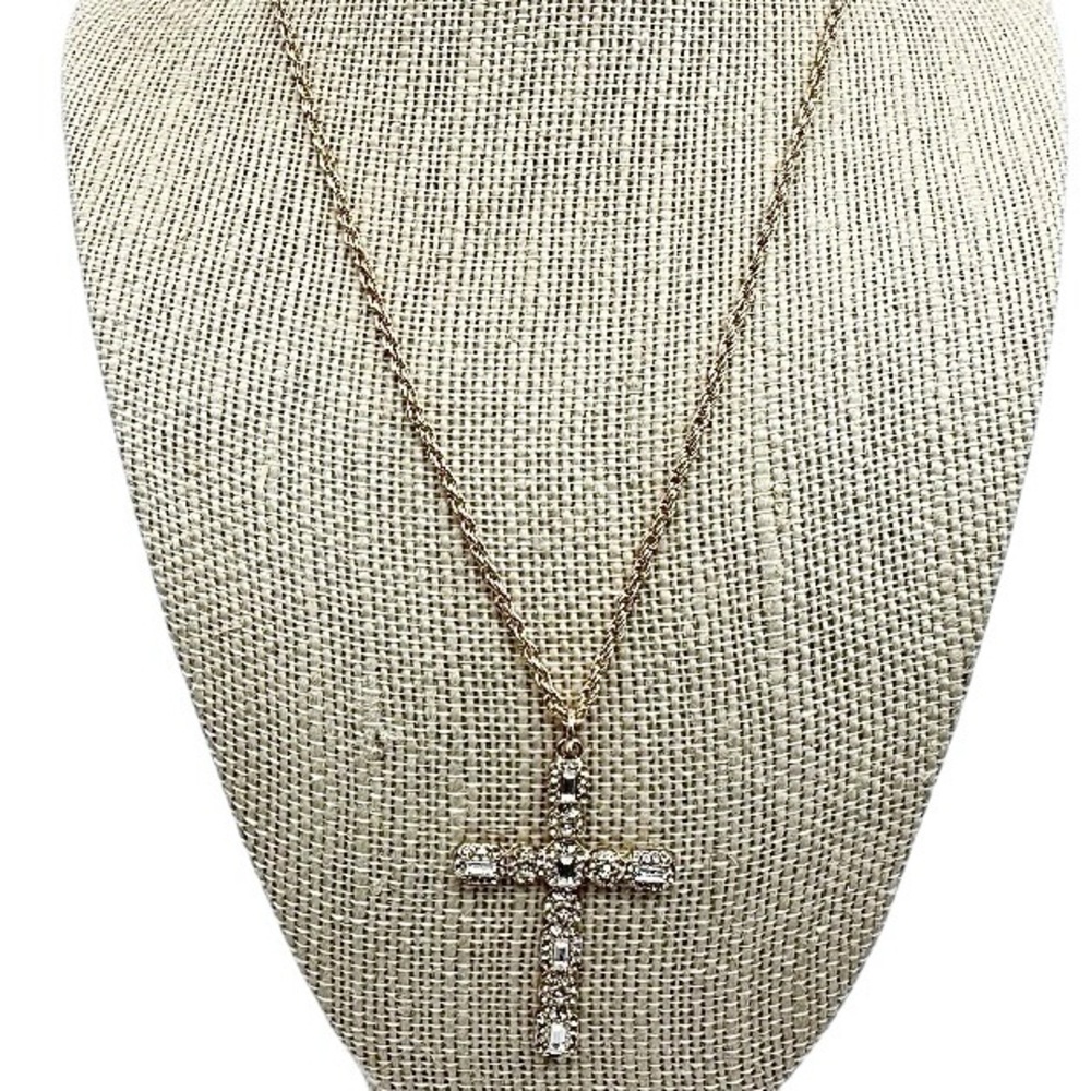 8 Other Reasons NWT Jeweled Cross Pendant Gold Toned Necklace - Picture 4 of 12